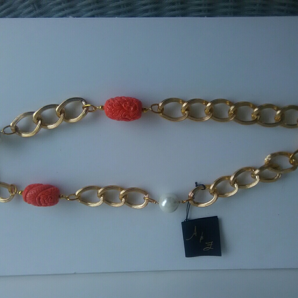 Necklace - Picture 3 of 7